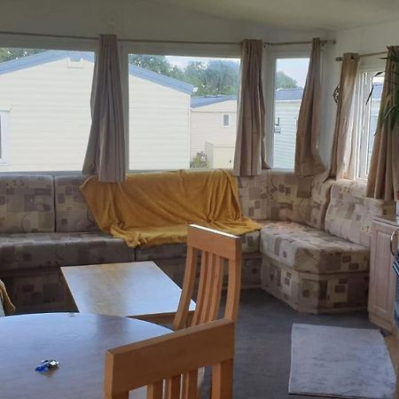 Private Caravan Situated At Parkdean Holiday Resort St Margaret'S At Cliffe Number 18 Eksteriør billede