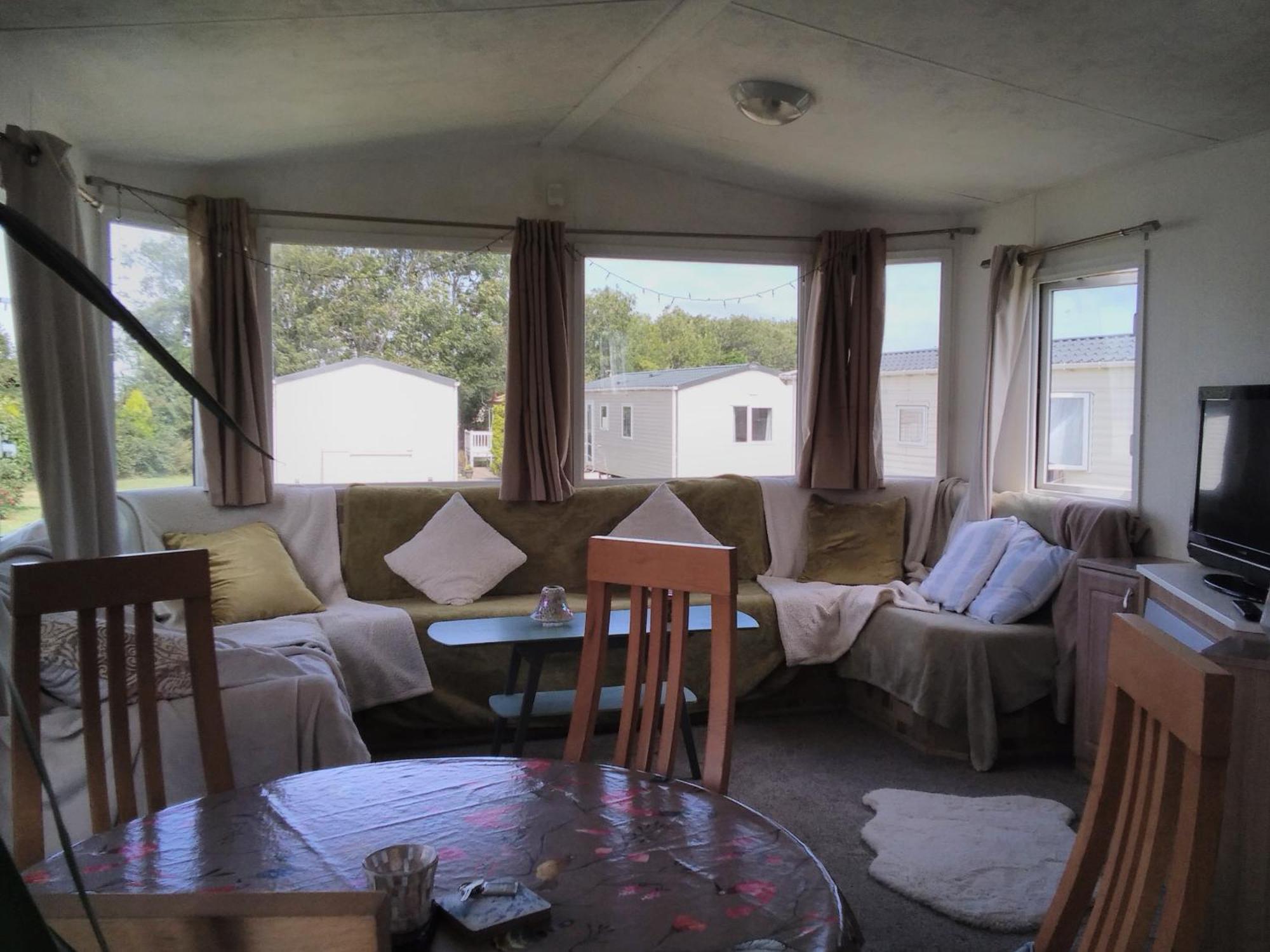 Private Caravan Situated At Parkdean Holiday Resort St Margaret'S At Cliffe Number 18 Eksteriør billede